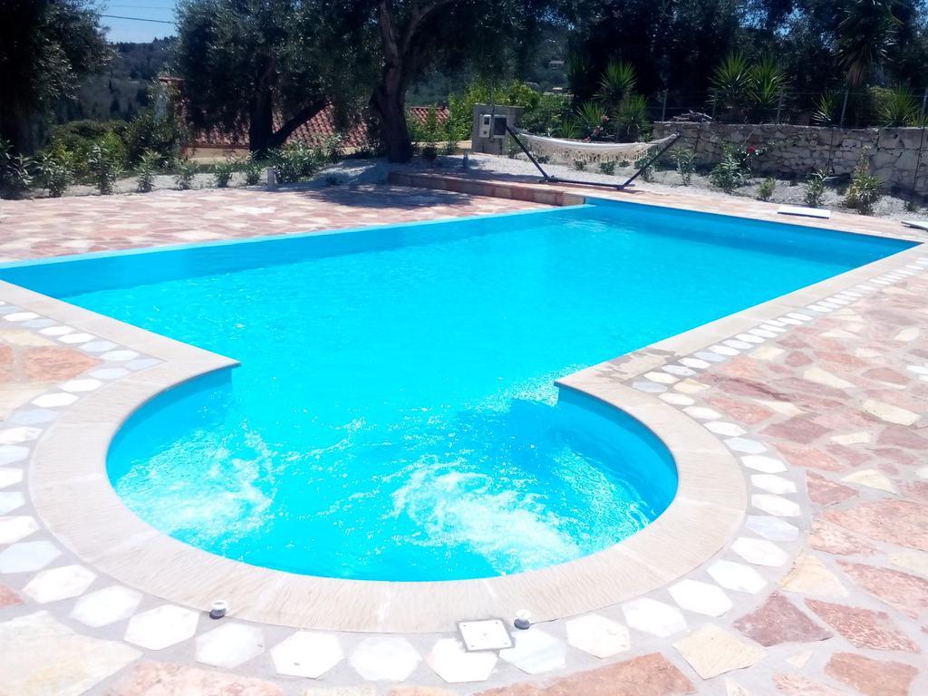 Villa Androniki Longós Buitenkant foto