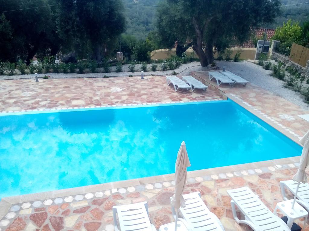 Villa Androniki Longós Buitenkant foto