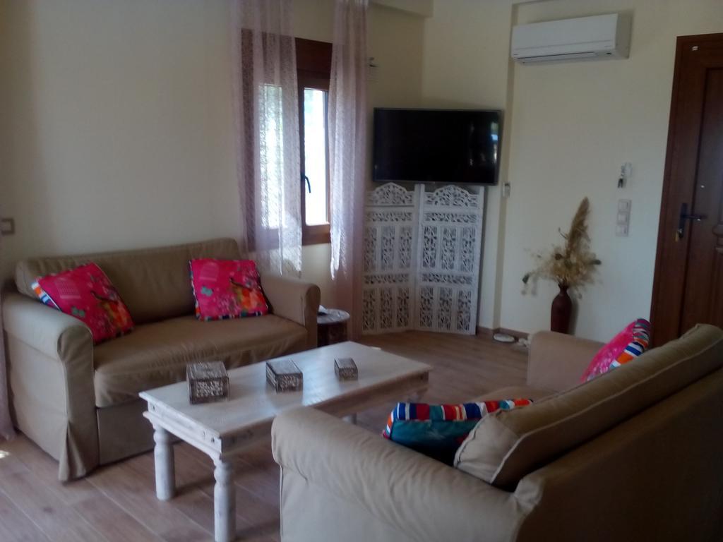 Villa Androniki Longós Buitenkant foto